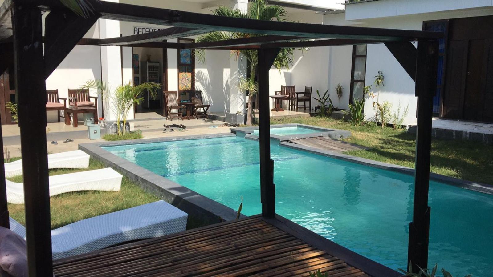 White Sands Resort Quần đảo Gili Ngoại thất bức ảnh